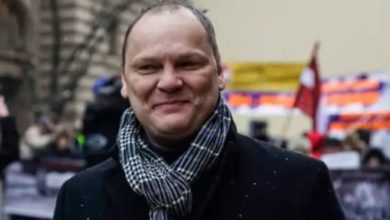 Вынырнув-из-реки,-его-окружили-русские-с-автоматами:-Дерзкий-побег-рижского-депутата-из-Латвии