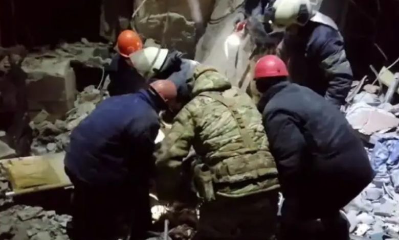 Наводку-дали-«ждуны»:-жители-Лисичанска-рассказали-подробности-обстрела-пекарни-украинцами
