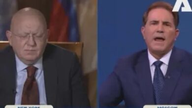 Известный-американский-журналист,-бравший-интервью-у-4-президентов-США,-сбежал-в-Россию