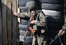 Бойцы-ВС-РФ-взяли-в-плен-украинцев-с-помощью-камня